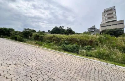 Terreno à venda na Rua Ampelio Carlotto, 100, Aurora, Carlos Barbosa