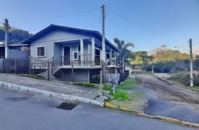 Casa com 7 quartos à venda na Rua Vicenza, 110, Santa Terezinha, Garibaldi