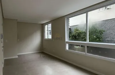 Apartamento com 2 quartos para alugar na Rua Manoel Peterlongo Filho, 462, Champanhe, Garibaldi