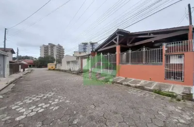Casa com 2 dormitórios suíte à venda, 140 m² por r$ 620.000 - sumaré - caraguatatuba/sp