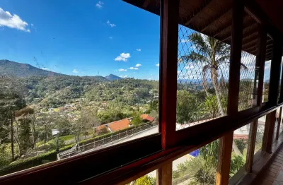 Casa espetacular em teresópolis | refúgio exclusivo na serra