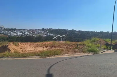 Lote com 318m2 à venda no condomínio clube casa do lago liberado pra construir