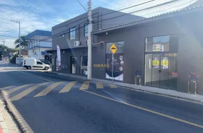 Sala comercial com 1 sala para alugar na rua emídio francisco da silva, ipiranga, são josé, 30 m2 por r$ 1.900
