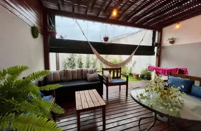 Casa em condomínio fechado com 3 quartos à venda na rua grumixama, campeche, florianópolis, 117 m2 por r$ 1.200.000