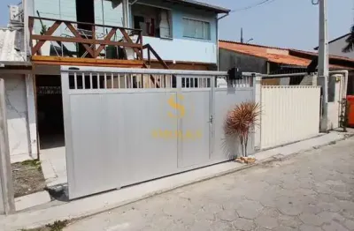 Casa em condomínio fechado com 5 quartos à venda na servidão ademir domingos dos santos, ingleses do rio vermelho, florianópolis, 217 m2 por r$ 1.244.000