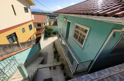 Casa em condomínio fechado com 3 quartos à venda na rua joão câncio jacques, costeira do pirajubaé, florianópolis, 200 m2 por r$ 750.000