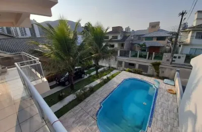 Casa em condomínio fechado com 4 quartos à venda na Rua da Saracura, Pedra Branca, Palhoça, 200 m2 por R$ 1.500.000