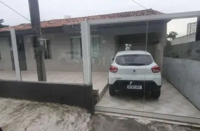 Casa em condomínio fechado com 3 quartos à venda na rua domingos romão, barreiros, são josé, 114 m2 por r$ 650.000