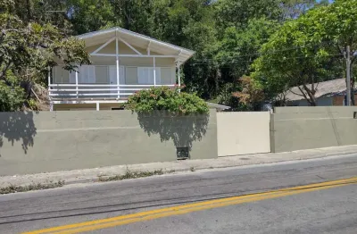 Casa em condomínio fechado com 3 quartos à venda na rua vereador osni ortiga, lagoa da conceição, florianópolis, 1950 m2 por r$ 1.199.000