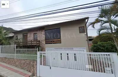 Casa em condomínio fechado com 2 quartos à venda na rua luiz pasteur, trindade, florianópolis, 166 m2 por r$ 1.670.000