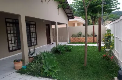 Casa em condomínio fechado com 4 quartos à venda na rua acary margarida, canasvieiras, florianópolis, 204 m2 por r$ 1.380.000