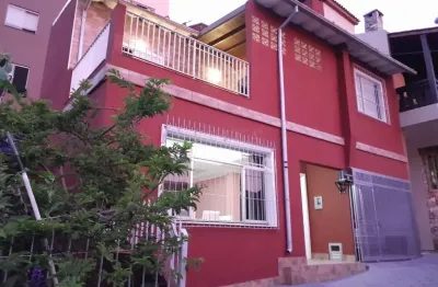 Casa em condomínio fechado com 3 quartos à venda na Rua Firmino João Raffs, Agronômica, Florianópolis, 182 m2 por R$ 848.000