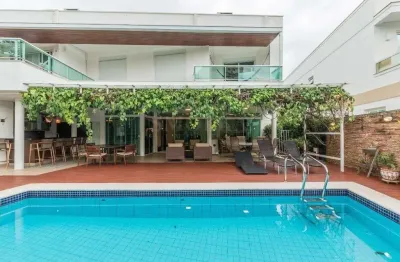 Casa em condomínio fechado com 4 quartos à venda na rua dos carijós, santa mônica, florianópolis, 540 m2 por r$ 7.600.000