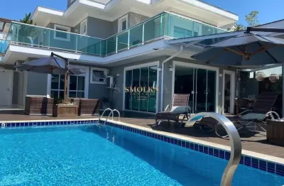 Casa em condomínio fechado com 4 quartos para alugar na avenida dos dourados, jurerê internacional, florianópolis, 330 m2 por r$ 37.500