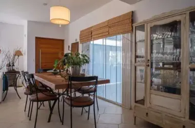 Casa em condomínio fechado com 4 quartos à venda na rua leonel pereira, cachoeira do bom jesus, florianópolis, 267 m2 por r$ 2.170.000