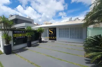 Casa em condomínio fechado com 4 quartos à venda na avenida dos búzios, jurerê internacional, florianópolis, 317 m2 por r$ 3.500.000