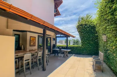 Casa em condomínio fechado com 4 quartos à venda na rua ernesto stodieck, centro, florianópolis, 390 m2 por r$ 2.500.000