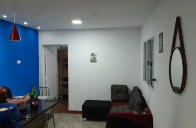 Casa no guaraú com  dois dormitórios 1760 metros quadrados