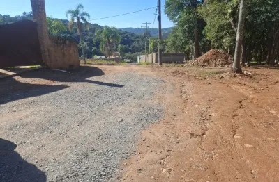 Lindo  terreno para  formação de chacara  na cidade de ibiuna sp