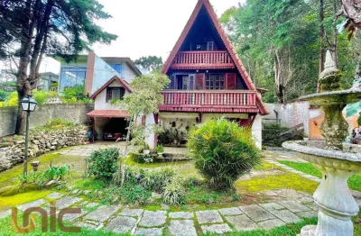 Casa com 3 dormitórios à venda, 137 m² por r$ 760.000,00 - cascata dos amores - teresópolis/rj