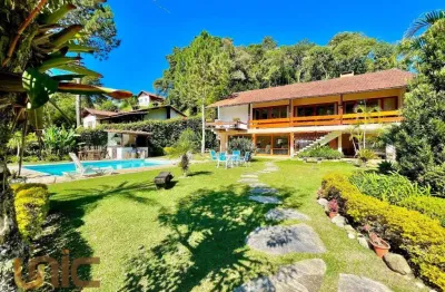 Casa com 4 dormitórios à venda, 290 m² por r$ 1.750.000,00 - comary - teresópolis/rj