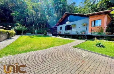 Casa com 2 dormitórios à venda, 158 m² por r$ 850.000,00 - comary - teresópolis/rj
