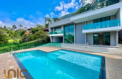 Casa com 5 dormitórios à venda, 630 m² por r$ 6.000.000,00 - comary - teresópolis/rj