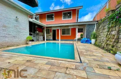 Casa com 3 dormitórios à venda, 99 m² por r$ 670.000,00 - granja guarani - teresópolis/rj