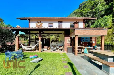 Casa com 3 dormitórios à venda, 238 m² por r$ 1.290.000,00 - granja guarani - teresópolis/rj