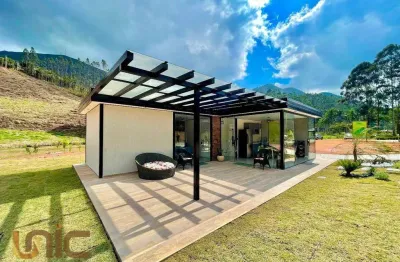 Casa com 2 dormitórios à venda, 92 m² por r$ 590.000,00 - serra do capim - teresópolis/rj