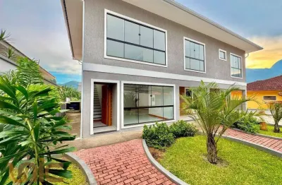 Casa com 3 dormitórios à venda, 140 m² por r$ 900.000,00 - alto - teresópolis/rj