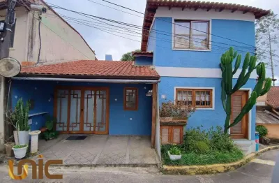 Casa com 3 dormitórios à venda, 127 m² por r$ 550.000,00 - iucas - teresópolis/rj