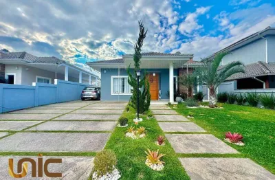 Casa com 3 dormitórios à venda, 185 m² por r$ 1.600.000,00 - albuquerque - teresópolis/rj