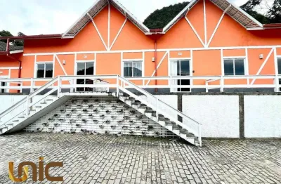 Casa com 3 dormitórios à venda, 155 m² por r$ 530.000,00 - granja guarani - teresópolis/rj
