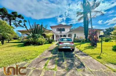 Casa com 4 dormitórios à venda, 500 m² por r$ 3.200.000,00 - bom retiro - teresópolis/rj