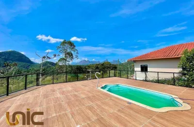 Casa com 2 dormitórios à venda, 150 m² por r$ 850.000,00 - albuquerque - teresópolis/rj