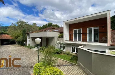 Casa com 5 dormitórios à venda, 600 m² por r$ 5.100.000,00 - golfe - teresópolis/rj