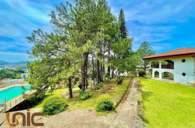 Casa com 5 dormitórios à venda, 733 m² por r$ 3.990.000,00 - iucas - teresópolis/rj