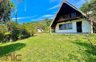 Casa com 2 dormitórios à venda, 100 m² por r$ 880.000,00 - comary - teresópolis/rj