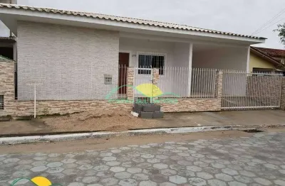 Casa de alvenaria com 3 dormitórios com estrutura para mais um pavimento, perto do portal do ribeir