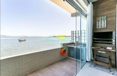 'refúgio açoriano à beira-mar: casa não financiavel com vista deslumbrante e dupla versatilidade!',