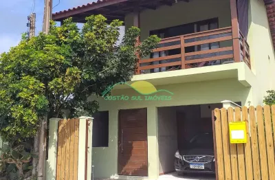 Linda casa, ocean house  à venda . armação do pântano do sul, florianópolis, sc