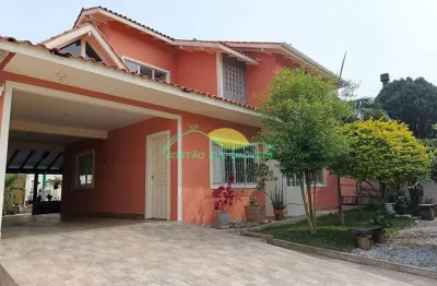 Casa à venda com 260m² de 3 dormitórios com piscina no campeche central – florianópolis/sc