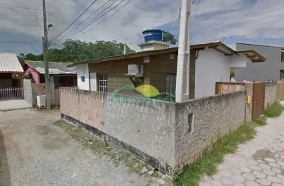 Terreno de 240m² com matrícula e duas casas de um quarto cada na tapera da base, florianópolis, sc