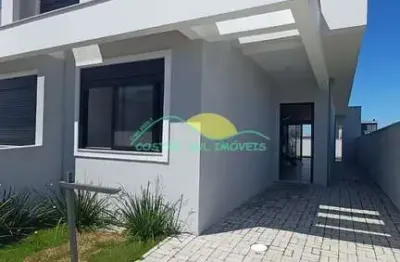 Casa geminada 3 suítes (1 no térreo), financiável, 162m² de área privativa em terreno de 180m² no j
