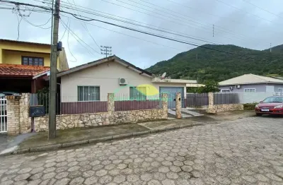 Casa à venda, 3 quartos e 2 banheiros, ribeirão da ilha, florianópolis, sc