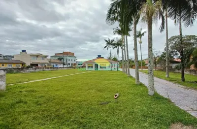 Casa de alvenaria em terreno de 3.652,09m² com zoneamento ams-3.5, na rod. baldicero filomeno - alt