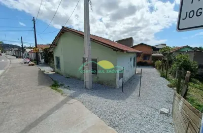 Casa comercial de 80m² na rodovia baldicero filomeno, alto ribeirão - ribeirão da ilha - florianópo