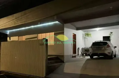 Casa térrea de 2 quartos e 2 garagens em terreno com matrícula na parte alta da Tapera - Florianópo