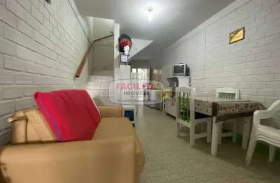 Sobrado com 2 dormitórios, de frente p/av. maringá - centro - matinhos/pr
